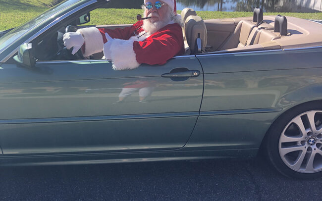 Real Beard Santa is enjoying some Florida sun on Christmas Eve before the BIG haul!