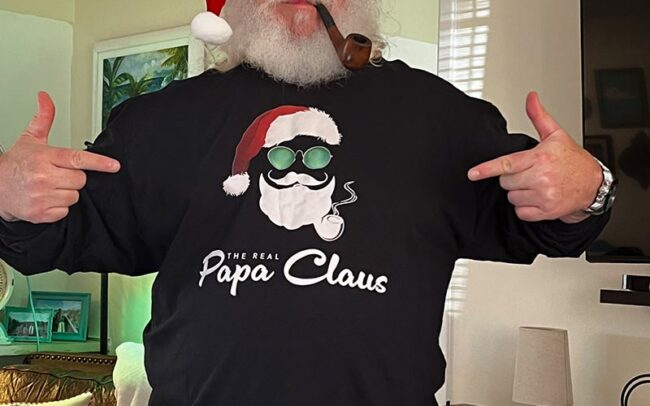 The Real Papa Claus' new t-shirt