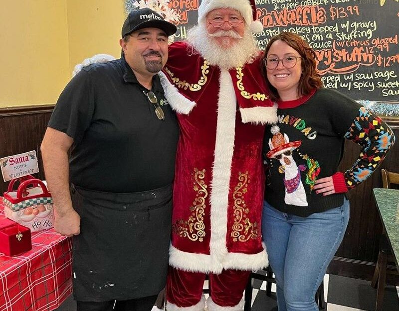 Metro Diner. Dinner With Santa: Jacksonville (Ortega), FL December 14, 2023